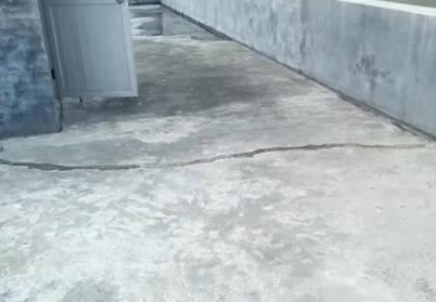 岱山楼顶漏水维修公司分享下如何解决卫生间隐蔽部位漏水的问题?